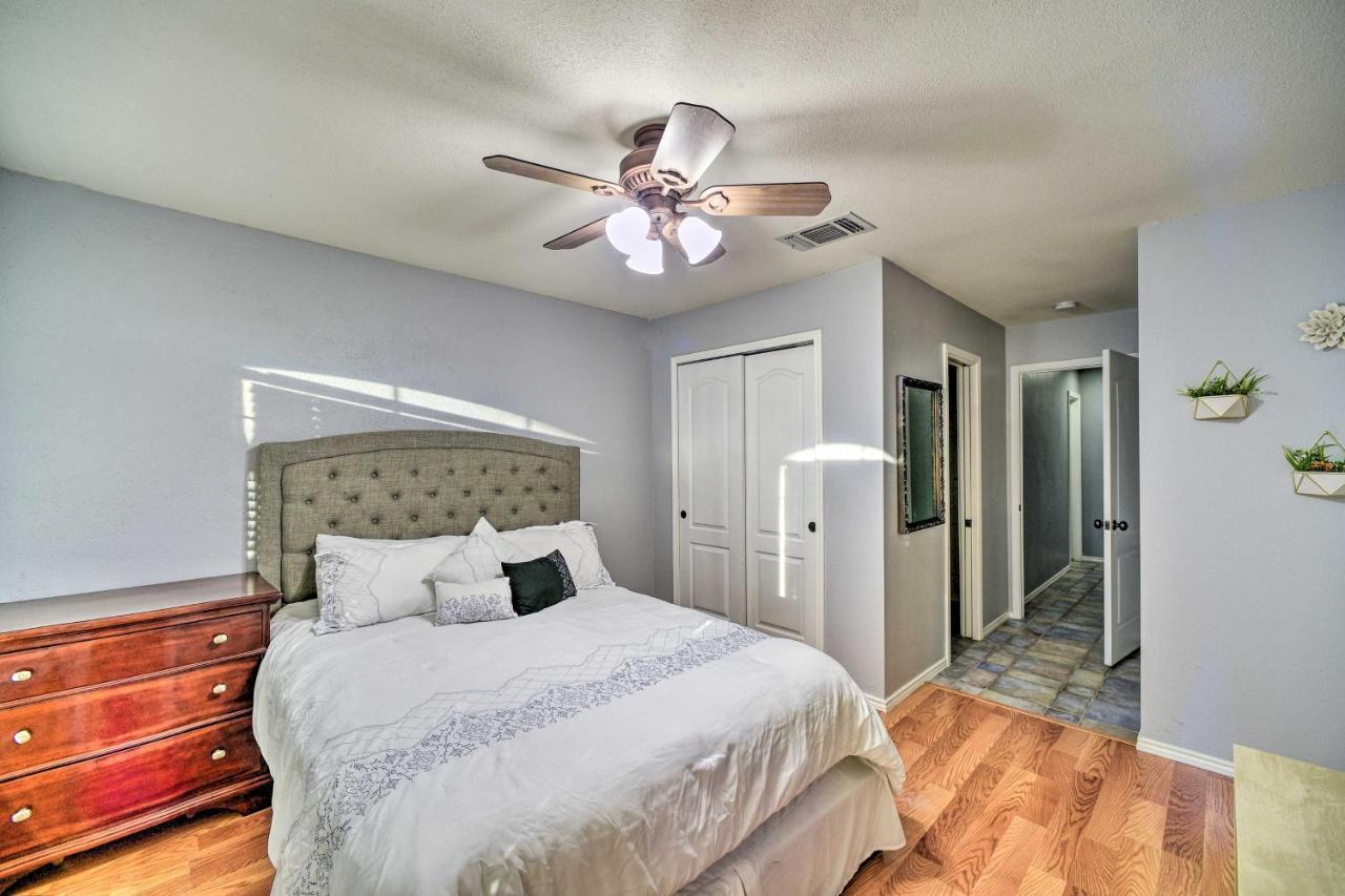 Villa Peaceful San Antonio Oasis With Private Pool And Grill Exterior foto